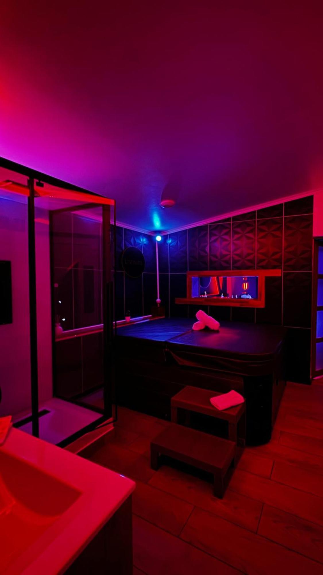 Love hotel L'1timiste